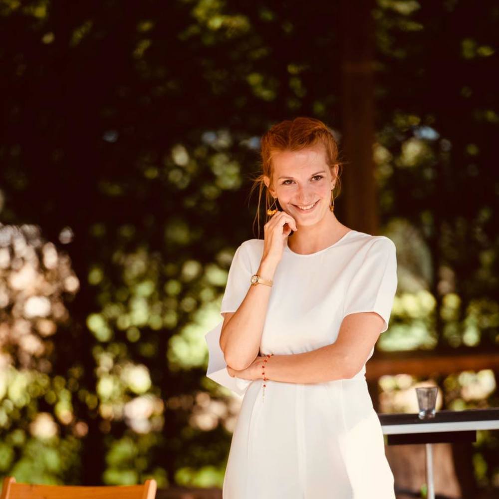 Meet your Posher, Claire